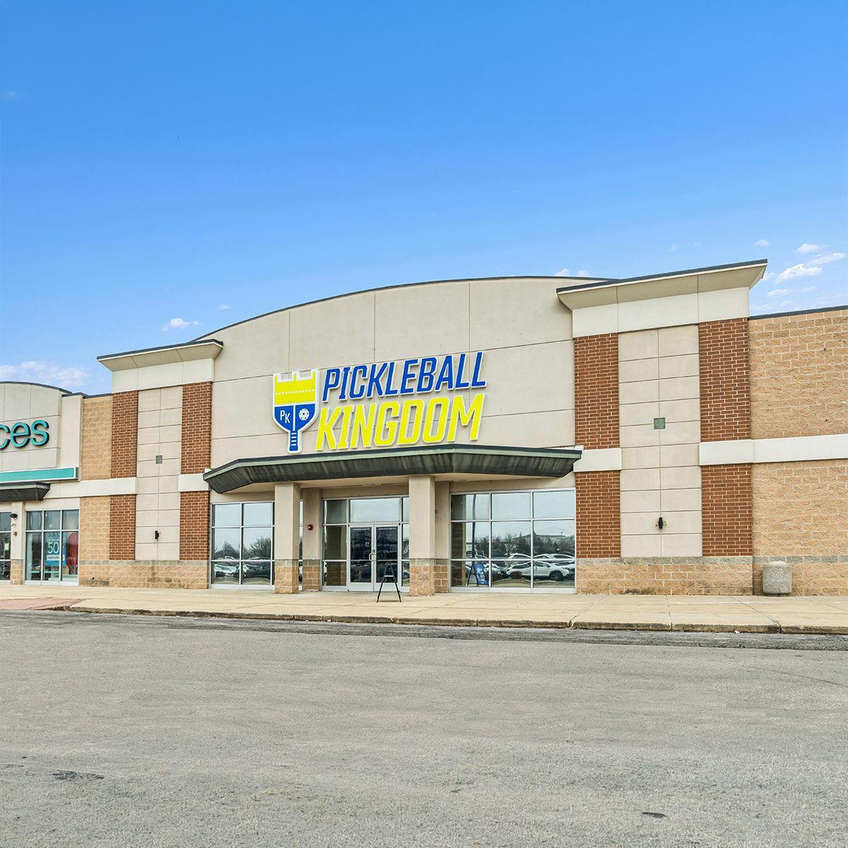 Brand new 10.5-year NNN lease featuring 10% rental increases every 5 years. Located in North Aurora Towne Center - Target anchored center.